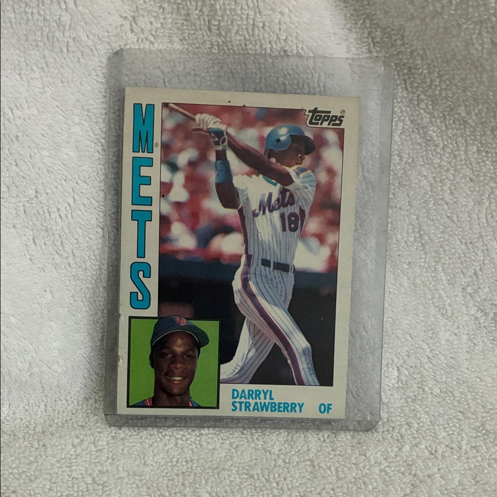 Topps Mets Baseball Card with Blue and White Accents